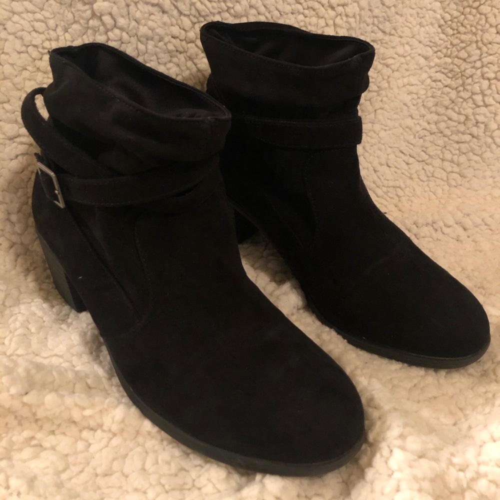 American eagle booties